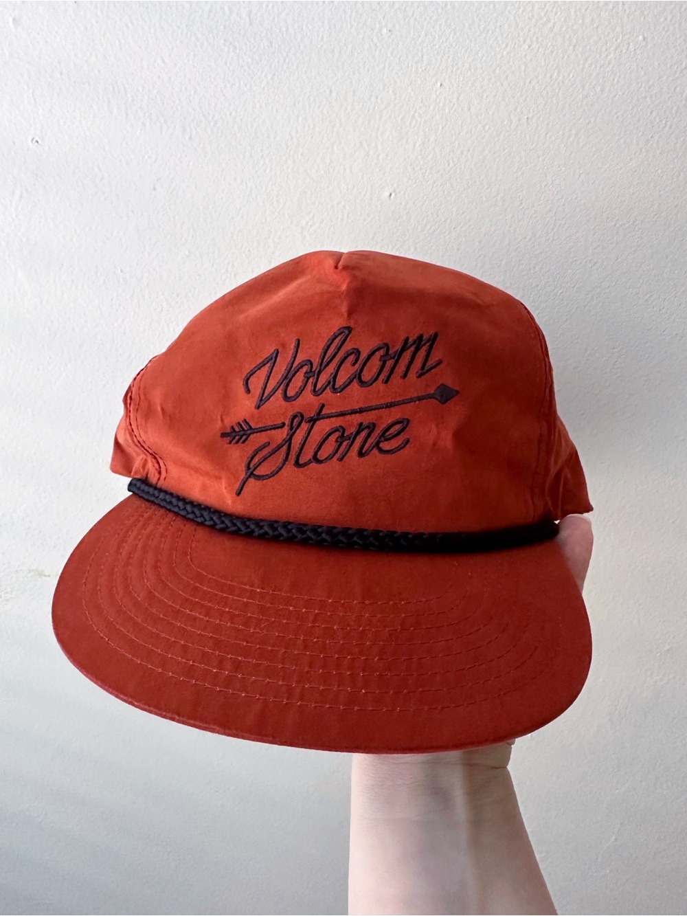 Volcom • Logo Snap Back Hat in Orange/Black